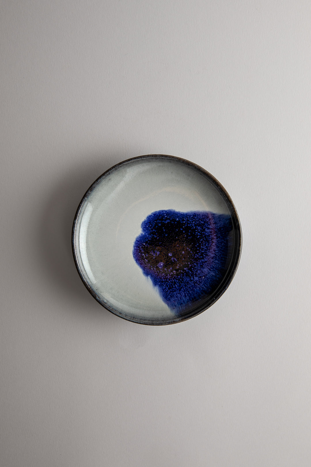 Petite assiette Shokagama bleu & blanc